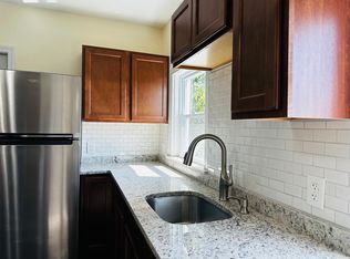 30 Lebanon St APT 3, Brockton, MA 02301