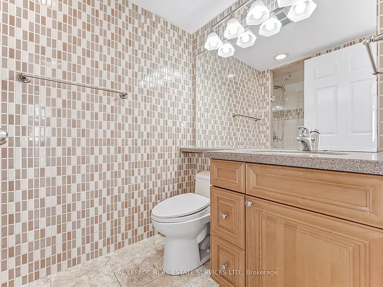 285 Enfield Pl #604 — Photo 35