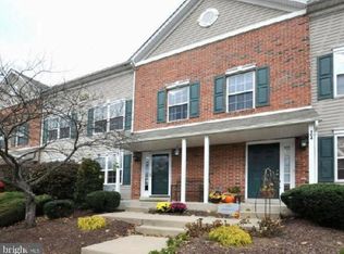 803 Purple Martin Ct #211, Warrington, PA 18976