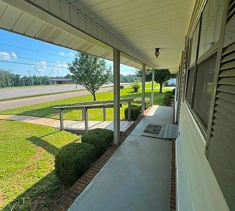 2nd image of 700 George Wallace Dr
