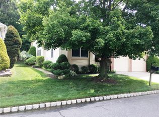 3 Brighton Ct #3, Monroe, NJ 08831