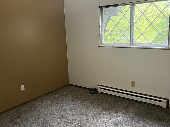 3rd image of 508 Wright St #5