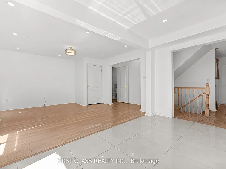 5554 Churchill Meadows Blvd #MAIN — Photo 15