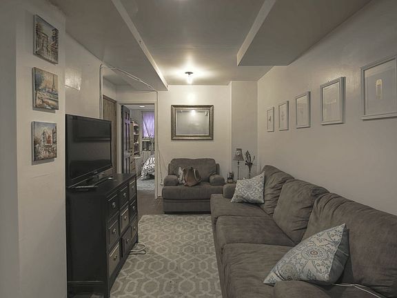 2nd image of 306 E 18th St APT B