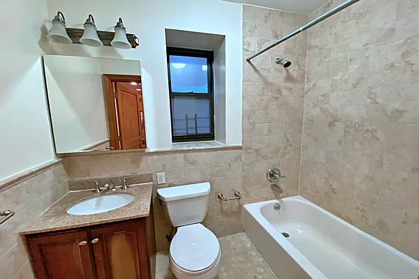 Rented by Douglas Elliman | media 22