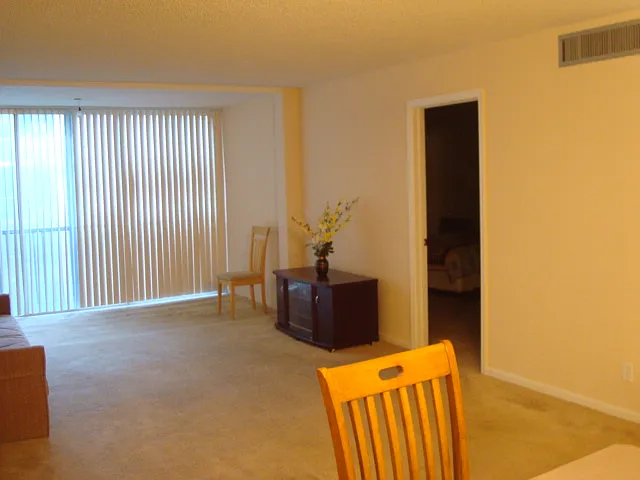 2004 S Federal Hwy #308 — Photo 9
