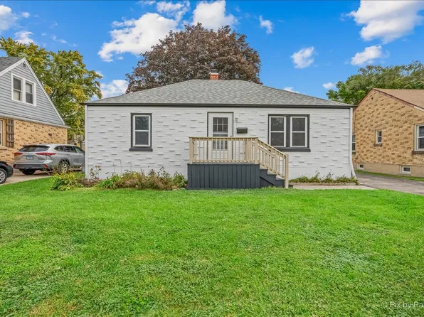 279 S Aldine Ave, Elgin, IL 60123
