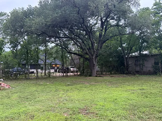 405 E Evans St — Photo 18