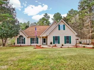 153 Bradford Station Dr, Sharpsburg, GA 30277