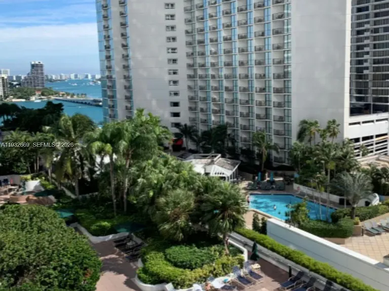 1717 N Bayshore Dr #A-1652 — Photo 23