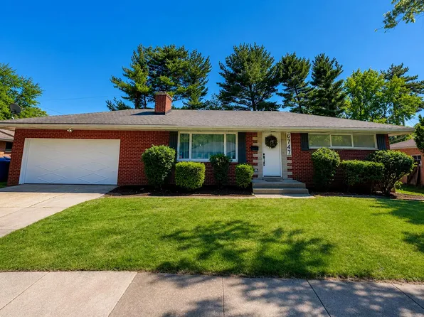 6747 Birch Pl, Gary, IN 46403