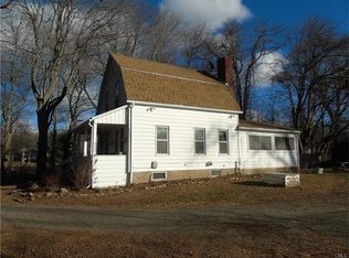 987 Daniels Farm Rd, Trumbull, CT 06611