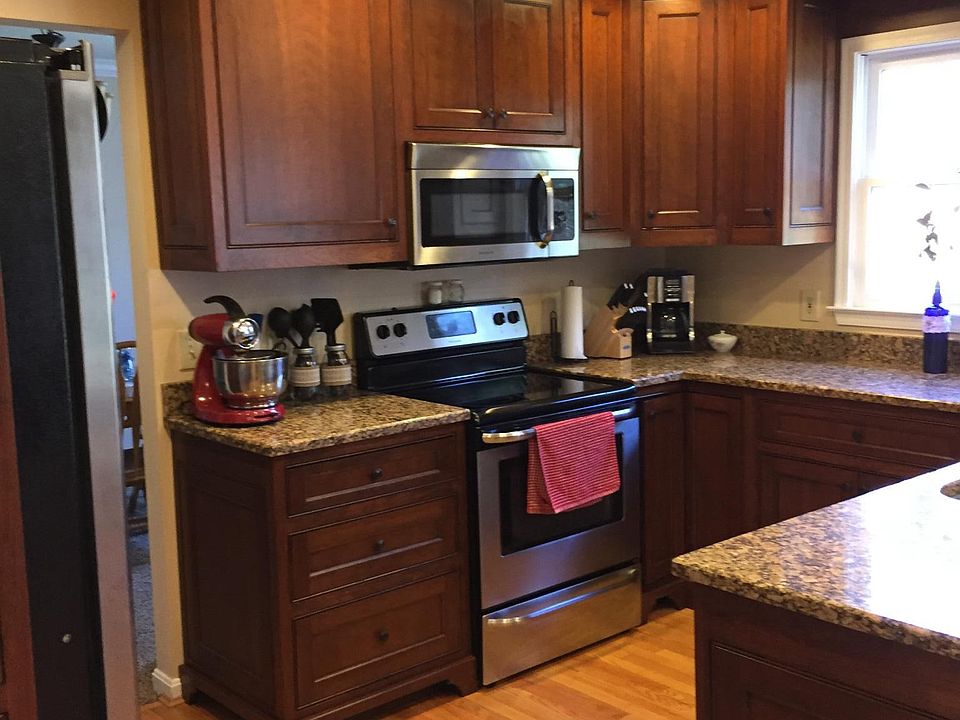 6048 Kingsgate Dr, Burlington, KY 41005 Zillow