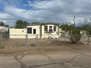 927 Sandy Beach Drive, Bullhead City, AZ 86442