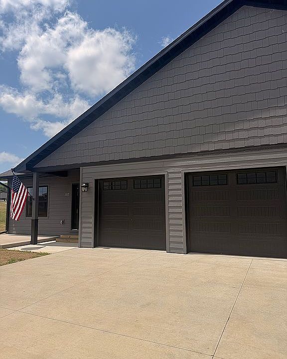1st image of 107 Southern Heights Cir