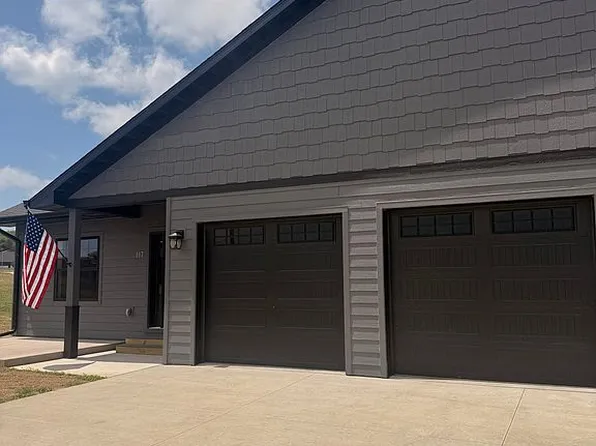 107 Southern Heights Cir, Schleswig, IA 51461