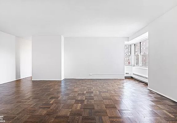 4th image of 570 Grand St #G1001
