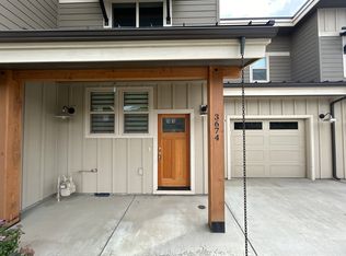 3674 SW Badger Ave, Redmond, OR 97756