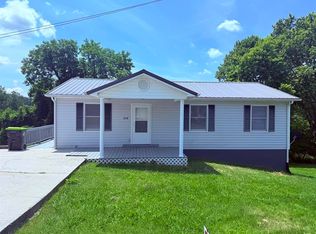 248 Overlook Dr, Chilhowie, VA 24319