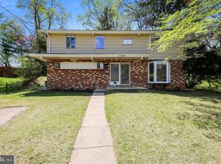 11500 Lamberton Ct, Silver Spring, MD 20902