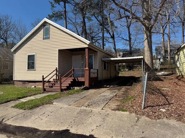 6 E Wilkinson Ave, Gadsden, AL 35904