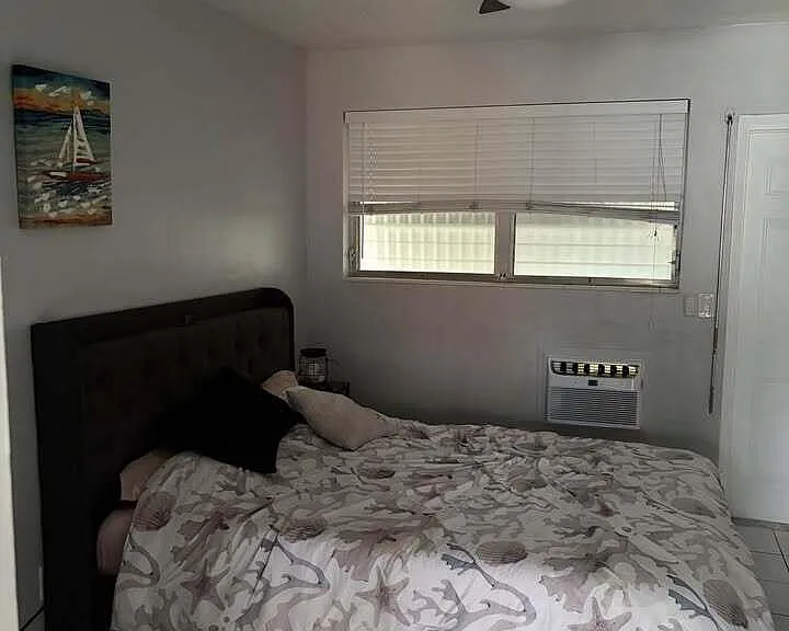 2213 Lincoln St #6 — Photo 11