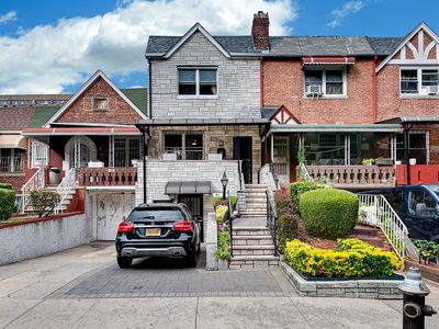 41 E 92nd St, Brooklyn, NY, 11212