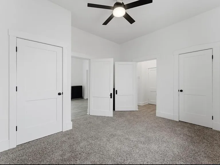 323 N Main St — Photo 7