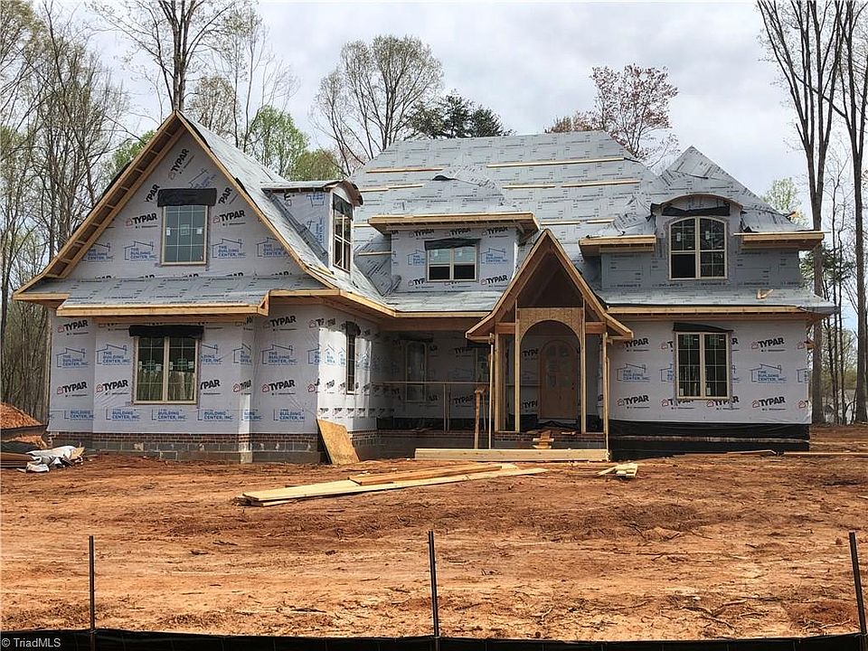 2nd image of 1102 Hayes Farm Dr
