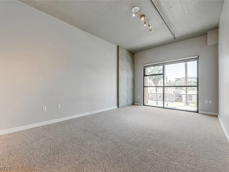 353 E Bonneville Ave #123 — Photo 16