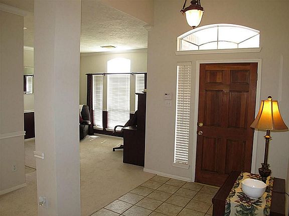2nd image of 3604 Pine Stream Dr