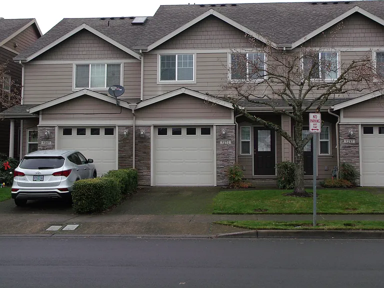 9251 SW Tanoak Ln #1 — Photo 8