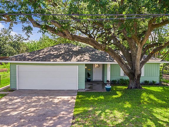 2nd image of 2337 Pearland Ave