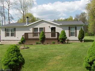 3781 Payne Ave, Ravenna, OH 44266