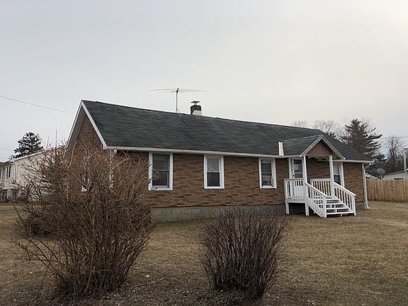 3rd image of 42 Luzerne Rd