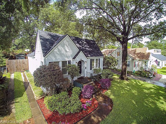 3rd image of 730 Cecile Pl