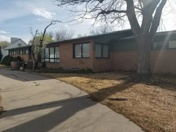 212 Willow Valley Dr, Lamar, CO 81052