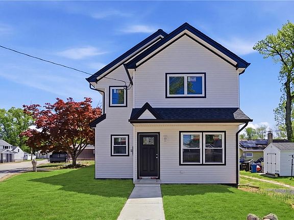 2nd image of 270 Alpine Way
