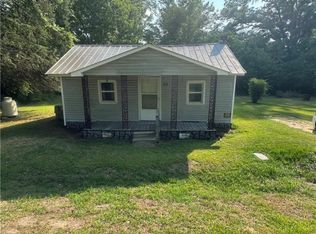 88 Turkey Branch Rd, Fairmont, NC 28340