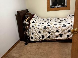 (Undisclosed Address), Saint Paul, MN 55106