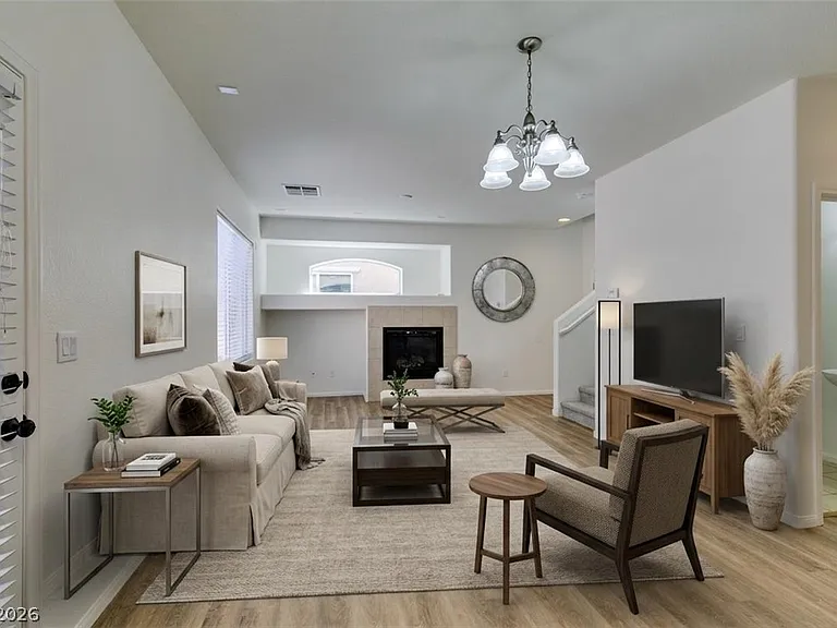 685 Taliput Palm Pl — Photo 19