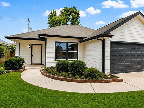 3rd image of 12823 Northchase Ridge Ln