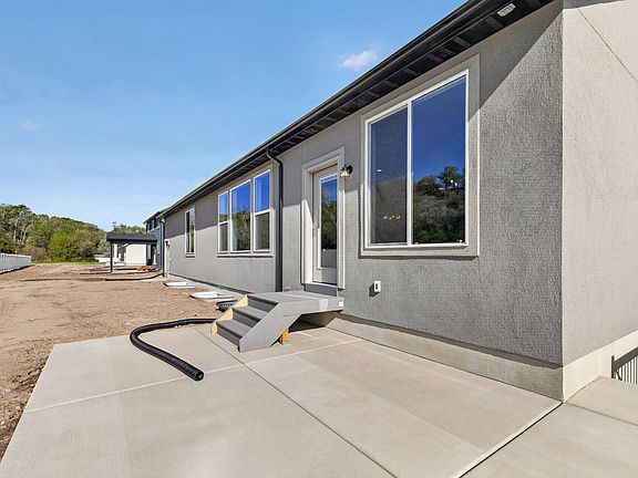 4th image of 79 W Glen Way #101