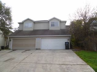 909/911 Sage Wood, San Marcos, TX 78666