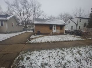 1012 New York St, Waukegan, IL 60085