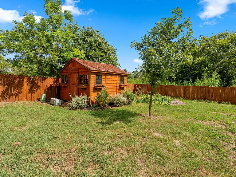 2215 Patsy Pkwy — Photo 22