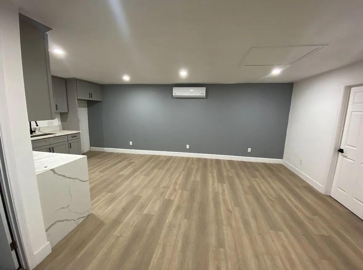 3 bed, 1142 sqft, $6,000 — Photo 4