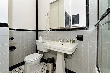 Rented by Eisenberg Exclusives