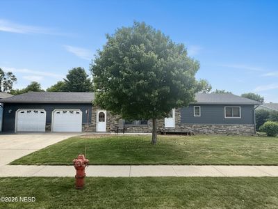 318 28th St NW, Watertown, SD, 57201