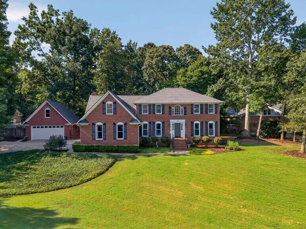 131 Woodridge Dr, Spartanburg, SC 29301
